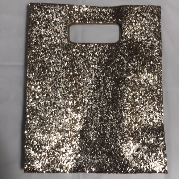 3 Gorgeous Gold bags (Bundle and save) total $60 - Picture 4 of 8